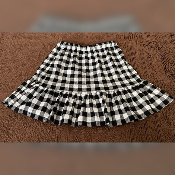 Kidpik Girl Plaid Outfit Top and Skirt Set Size-S/M - Picture 5 of 7